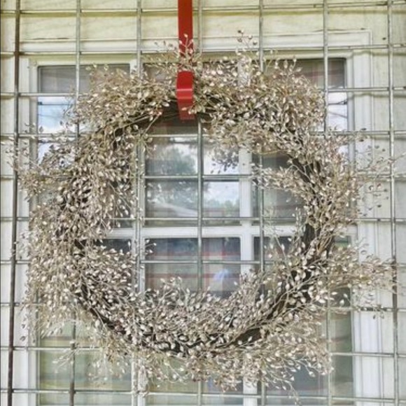 Frosted Fall Little Luna Leaves Wreath, 20” - Picture 5 of 10